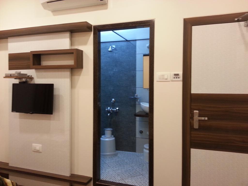 Hotel Oasis Mumbai Exterior foto